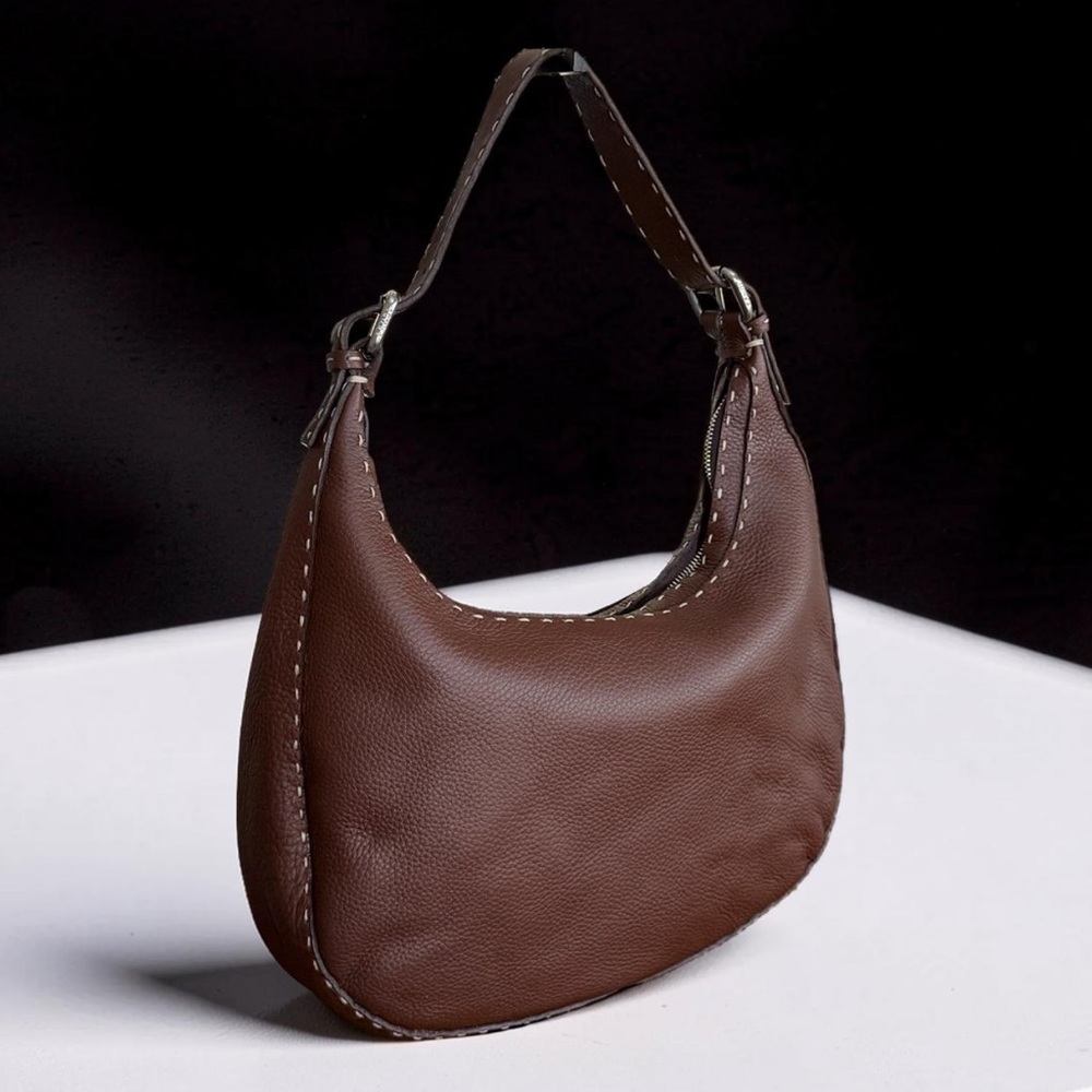 FENDI Selleria Grain Leather Hobo Bag with Contrast Stitching! COA Included! - Picture 3 of 16
